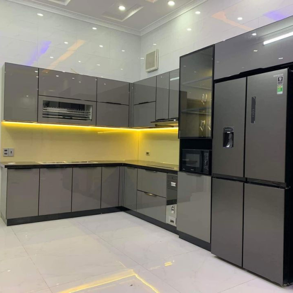 TỦ BẾP CÁNH KÍNH MAX EU 11